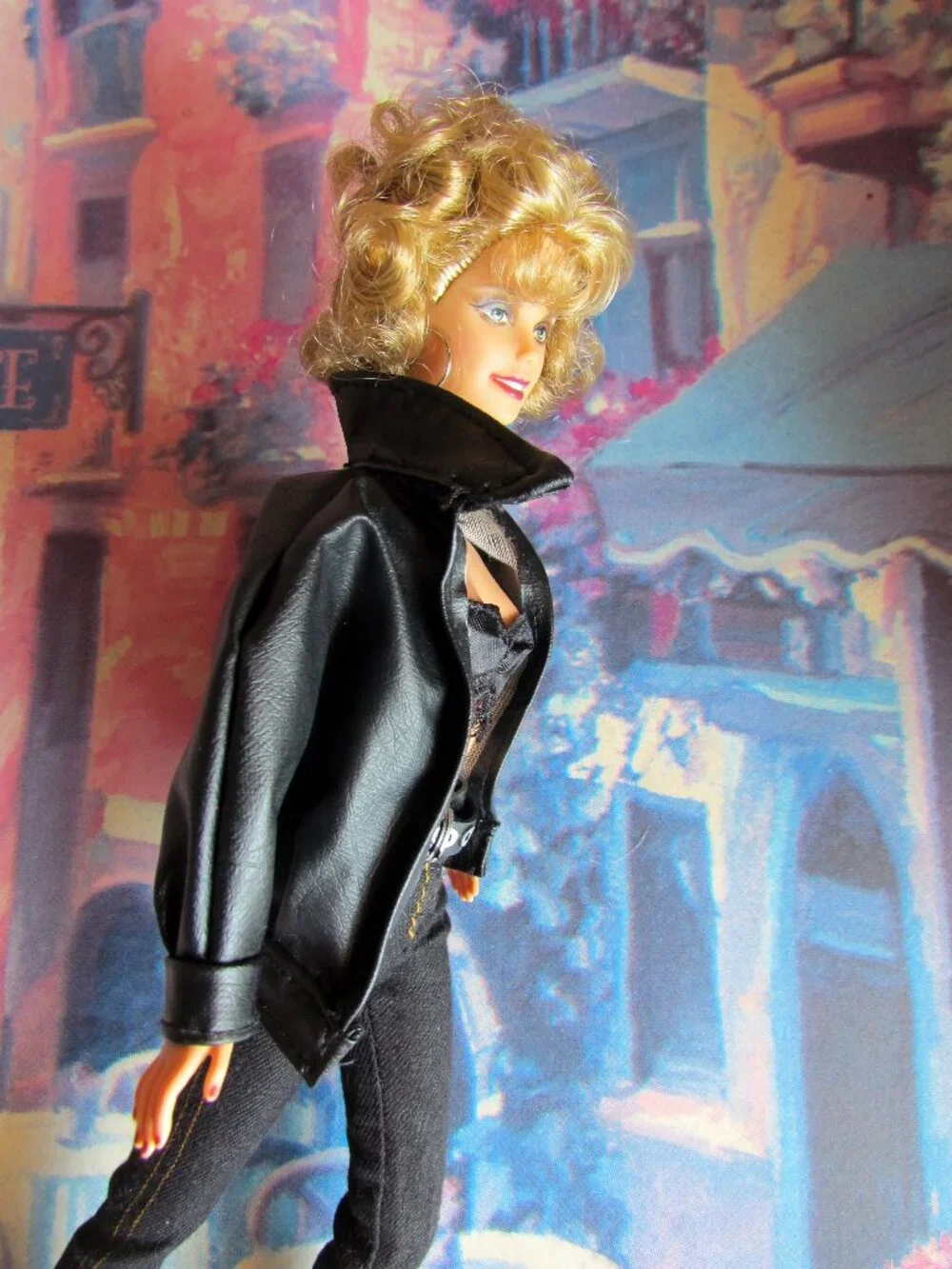 OLIVIA NEWTON-JOHN DOLL, 